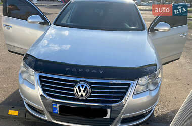 Седан Volkswagen Passat 2006 в Николаеве