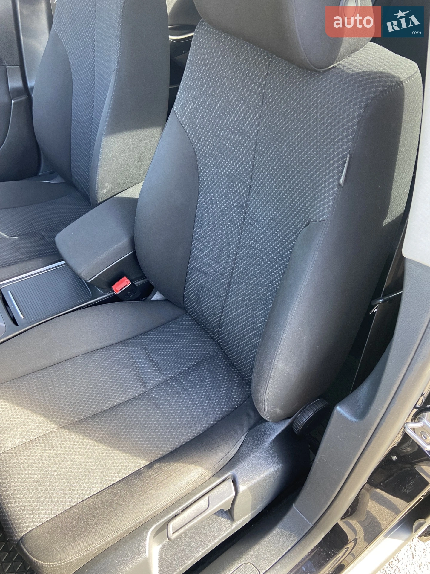 2010 Volkswagen Passat - мініатюра 11