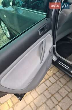 Седан Volkswagen Passat 2003 в 