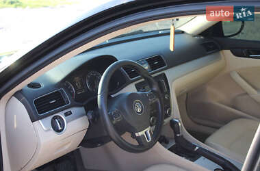 Седан Volkswagen Passat 2012 в 