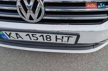 Седан Volkswagen Passat 2012 в 