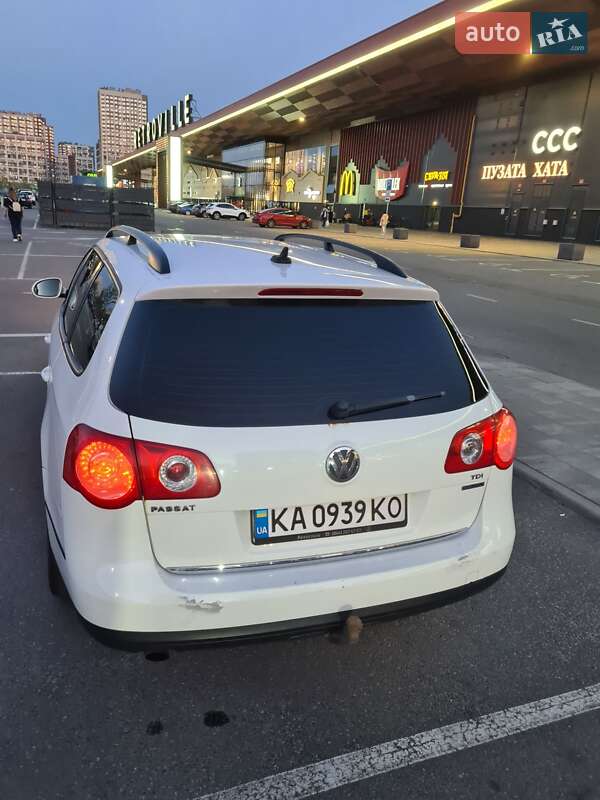Універсал Volkswagen Passat 2010 в Києві