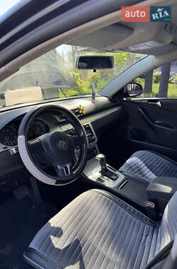 Седан Volkswagen Passat 2010 в 