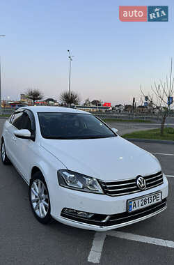 Седан Volkswagen Passat 2011 в 