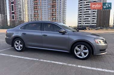 Седан Volkswagen Passat 2012 в 