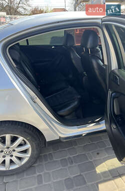 Седан Volkswagen Passat 2007 в 