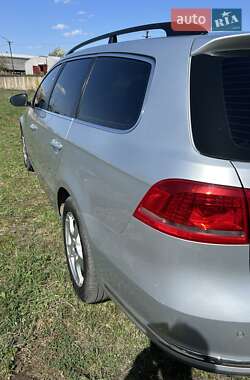 Универсал Volkswagen Passat 2012 в 