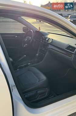 Седан Volkswagen Passat 2015 в 