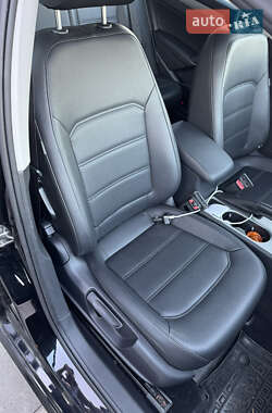Седан Volkswagen Passat 2014 в 