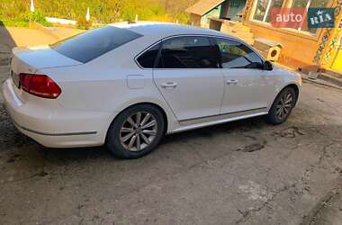 Седан Volkswagen Passat 2013 в 