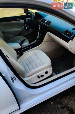 Седан Volkswagen Passat 2013 в 