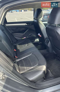 Седан Volkswagen Passat 2013 в 