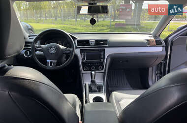 Седан Volkswagen Passat 2013 в 
