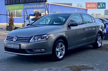 Седан Volkswagen Passat 2011 в 