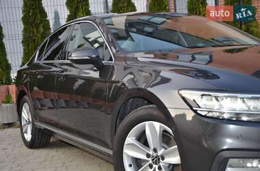 Седан Volkswagen Passat 2020 в 