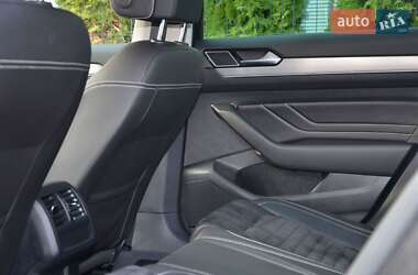 Седан Volkswagen Passat 2020 в 