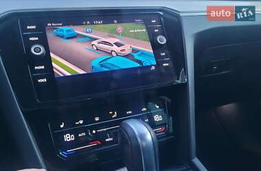 Седан Volkswagen Passat 2020 в 