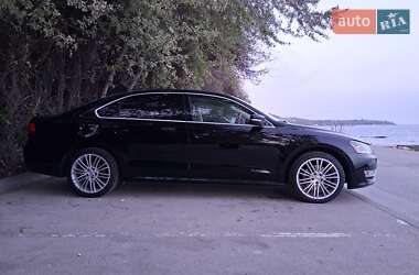 Седан Volkswagen Passat 2015 в 