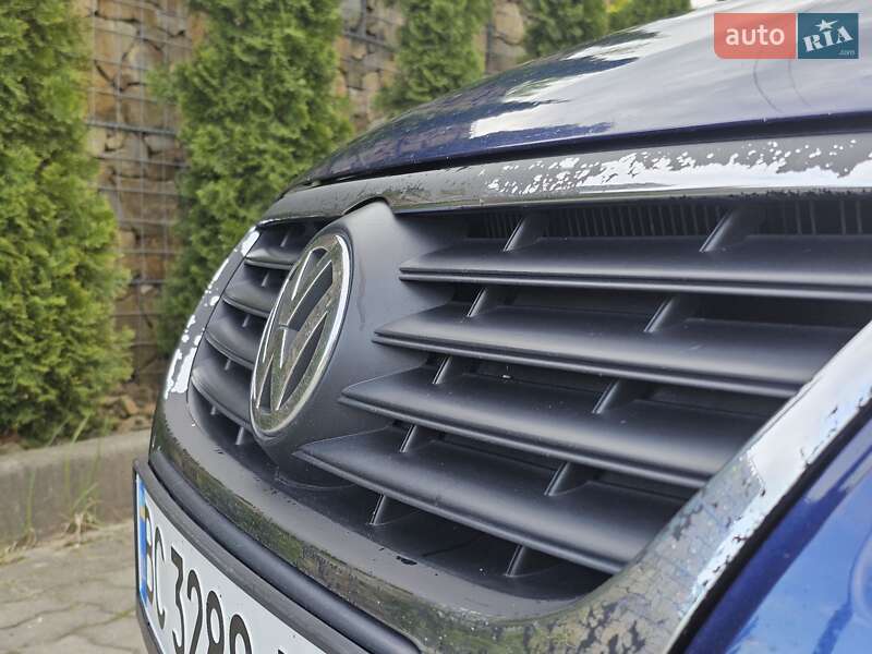 Универсал Volkswagen Passat 2009 в Стрые