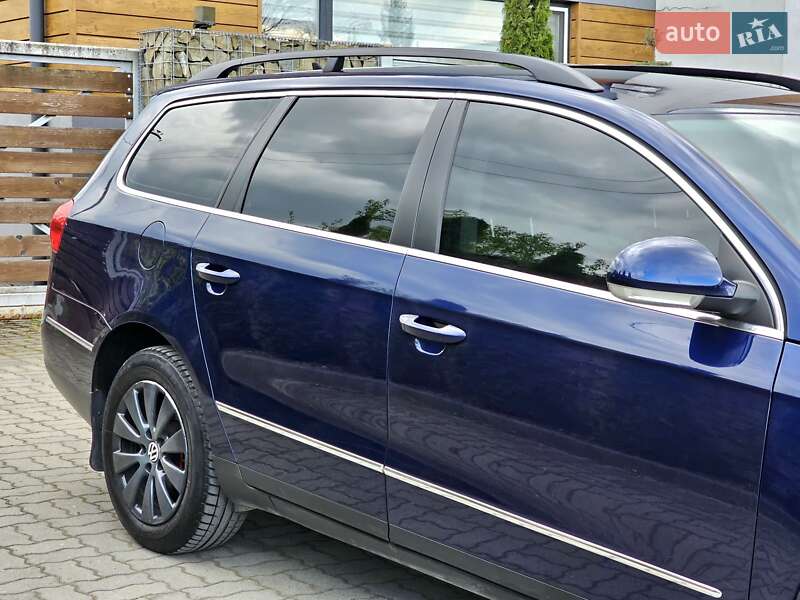 Универсал Volkswagen Passat 2009 в Стрые