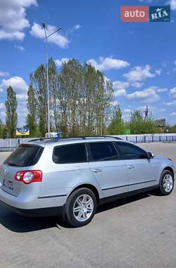 Универсал Volkswagen Passat 2005 в 