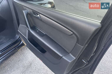 Универсал Volkswagen Passat 2011 в 