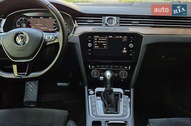 Седан Volkswagen Passat 2018 в 