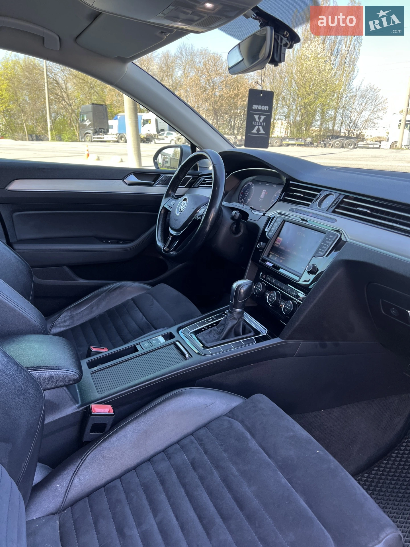 2015 Volkswagen Passat - мініатюра 42