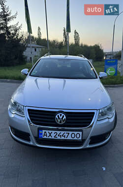 Універсал Volkswagen Passat 2009 в 