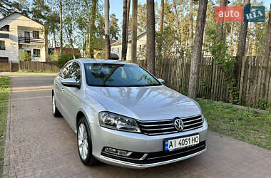 Седан Volkswagen Passat 2012 в 