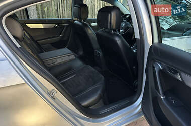 Седан Volkswagen Passat 2012 в 