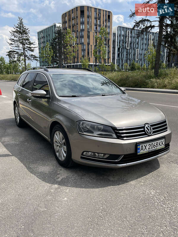 Volkswagen Passat 2012