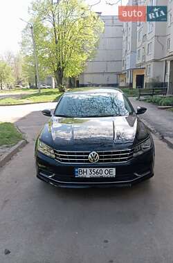 Седан Volkswagen Passat 2015 в Лозовій