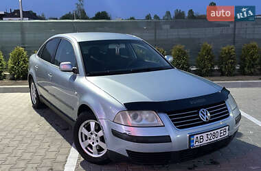 Седан Volkswagen Passat 2002 в 