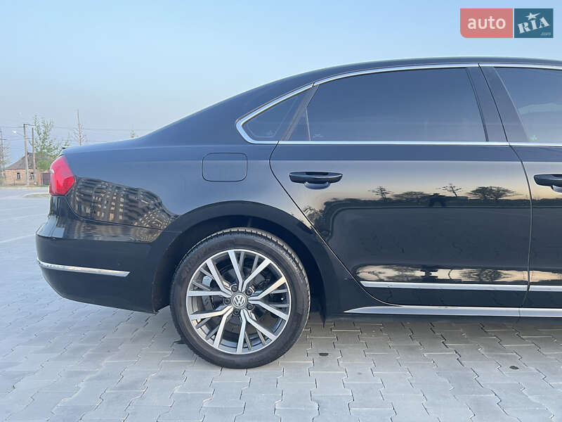 Седан Volkswagen Passat 2016 в Києві