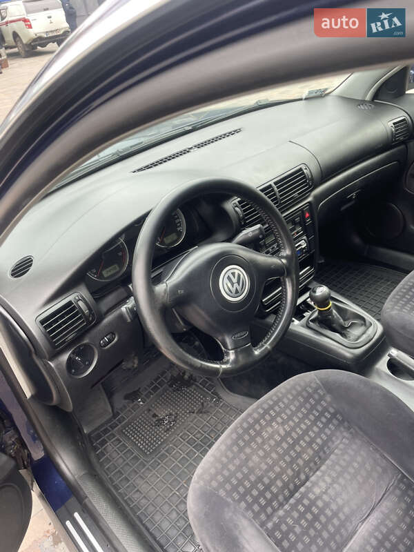 Седан Volkswagen Passat 2002 в Белой Церкви