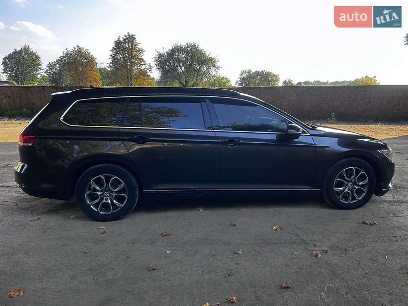 Универсал Volkswagen Passat 2015 в Мукачево