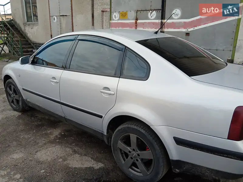 Volkswagen Passat 1998 VIN WVWZZZ3BZXE160498 фото оголошення 20 з 51