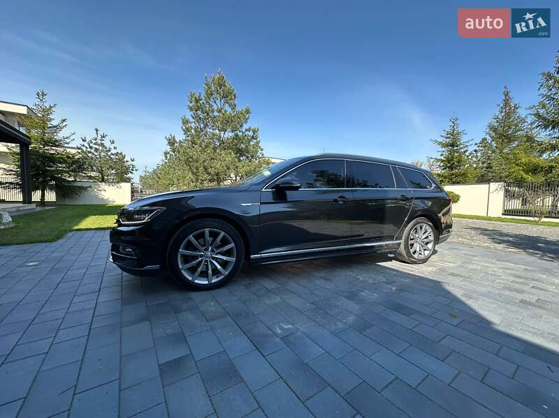 Универсал Volkswagen Passat 2018 в Львове