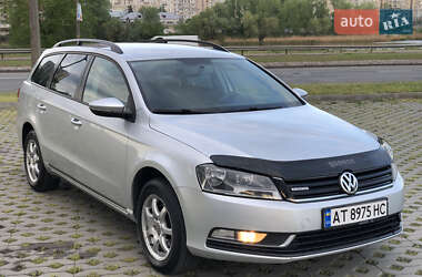 Універсал Volkswagen Passat 2011 в 