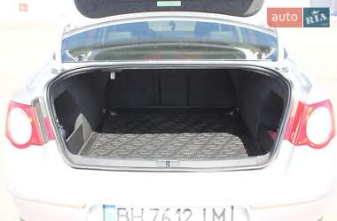 Седан Volkswagen Passat 2006 в 