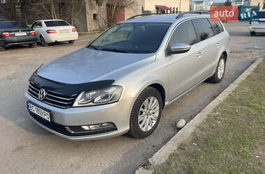 Универсал Volkswagen Passat 2011 в 