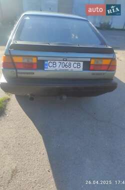 Хетчбек Volkswagen Passat 1987 в 