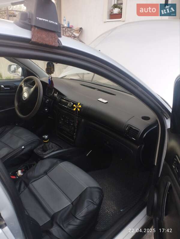 Седан Volkswagen Passat 2001 в Львові фото 2 Седан Volkswagen Passat 2001 в Львові