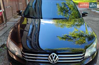 Седан Volkswagen Passat 2013 в 