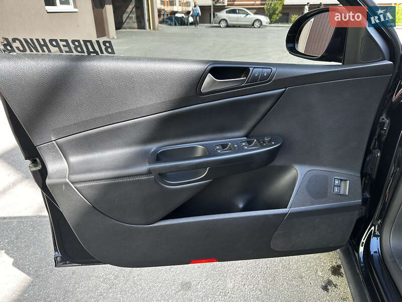 Универсал Volkswagen Passat 2009 в Днепре