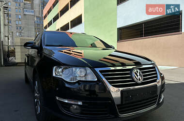 Универсал Volkswagen Passat 2009 в 