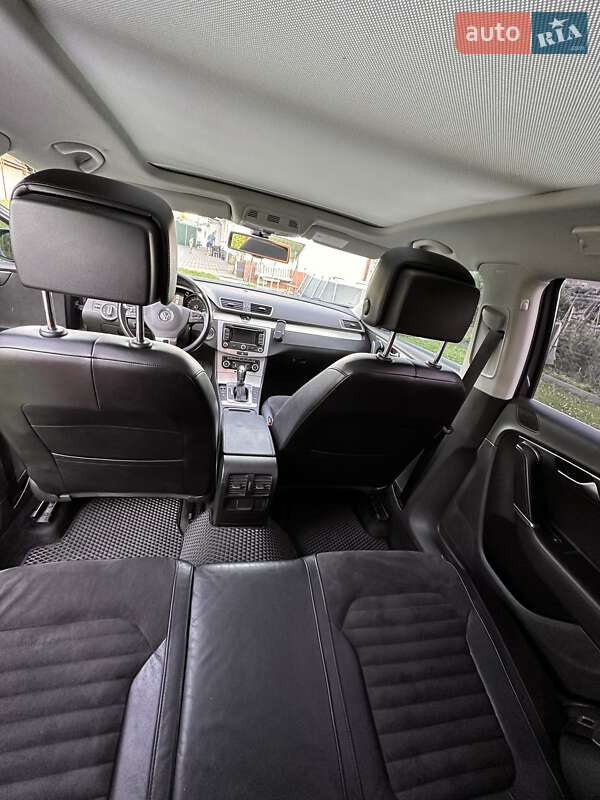 Универсал Volkswagen Passat 2012 в Тячеве