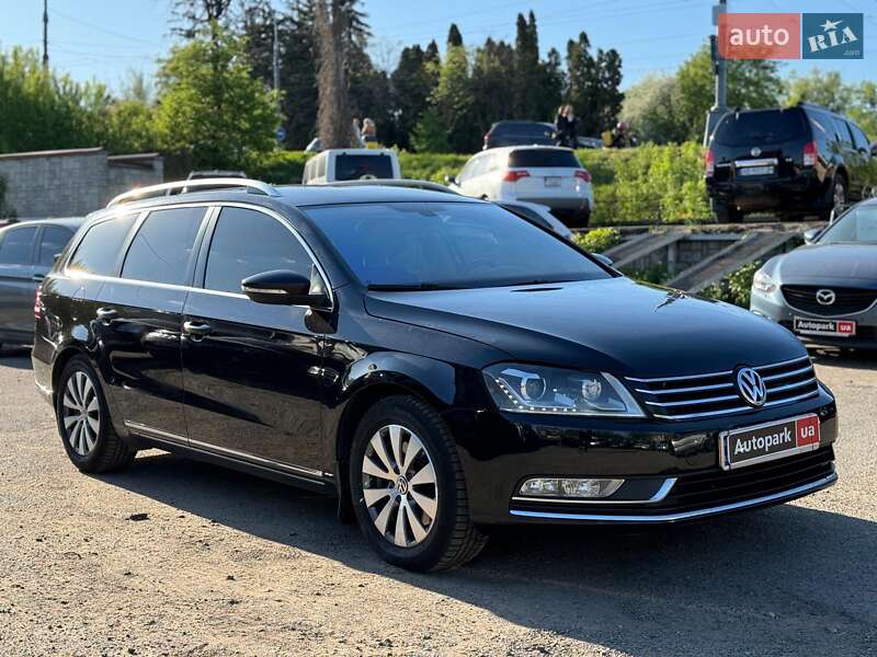 Універсал Volkswagen Passat 2011 в Вінниці
