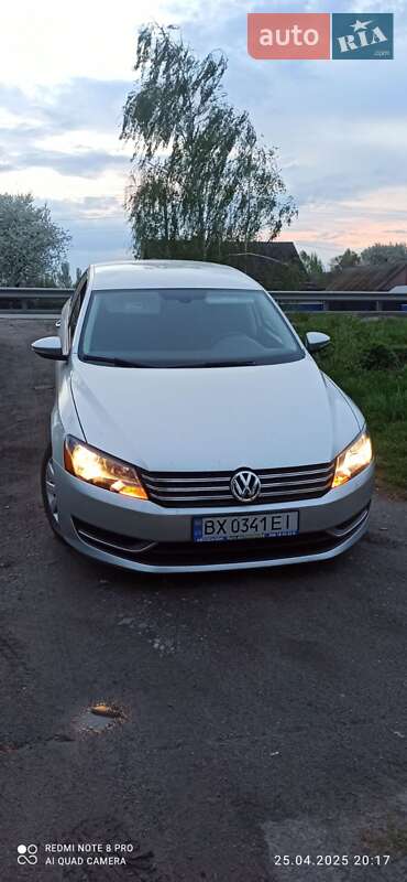 Седан Volkswagen Passat 2011 в Любаре
